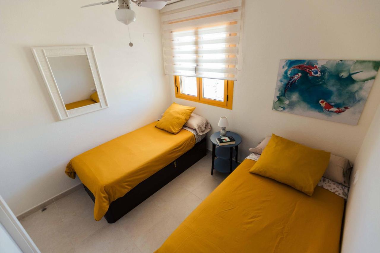 Apartamento En La Playa. Planta 19. Vistas Espectaculares. 2 Terrazas. *