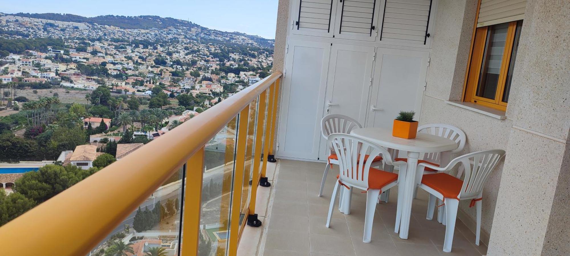En La Playa. Planta 19. Vistas Espectaculares. 2 Terrazas. Apartamento